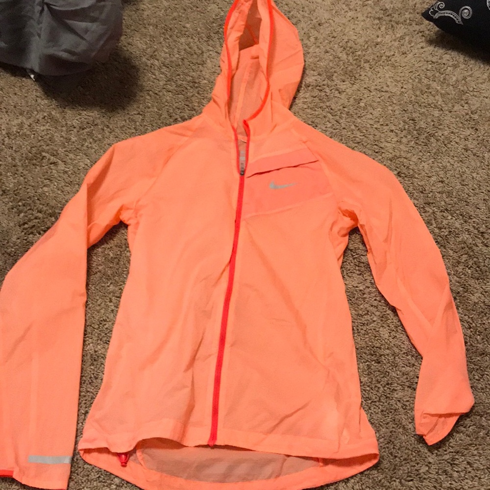 Nike wind breaker